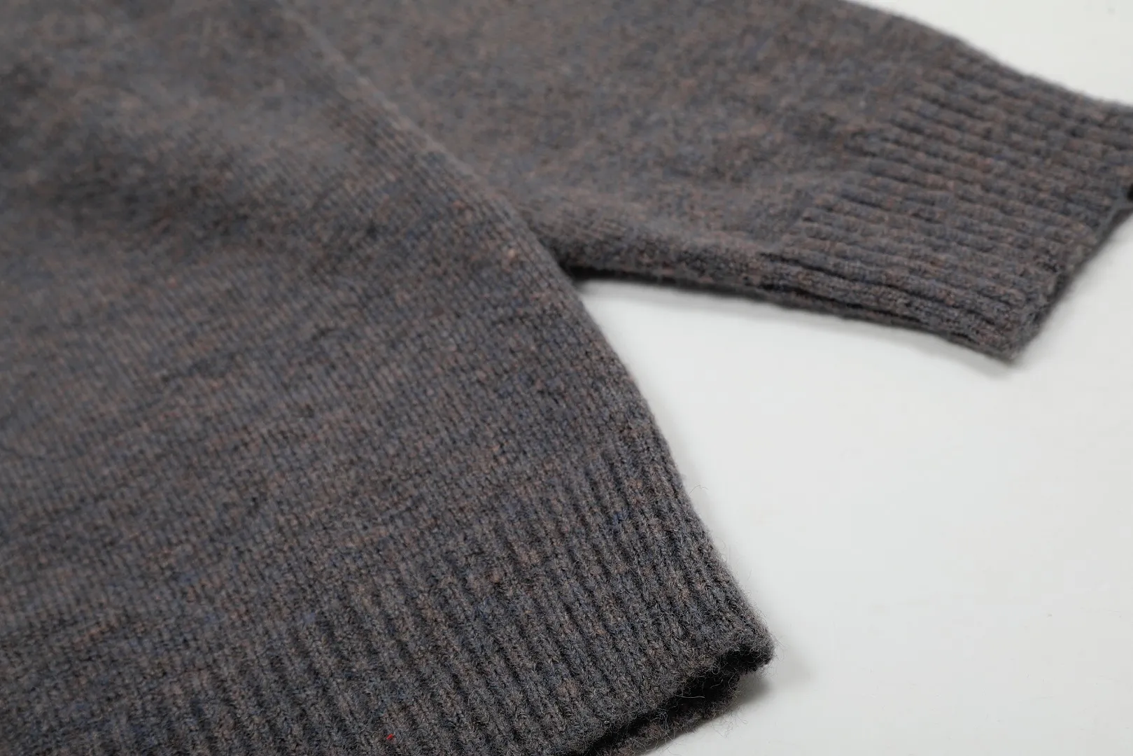 VIVI 133#Top quality" vivienne west wood 25 spring new retro knitted wool cardigan Size: 1 yard (90-110 pounds) 2 yards (110-130 pounds) 3 yards (130-150 pounds) Color: black gray khaki